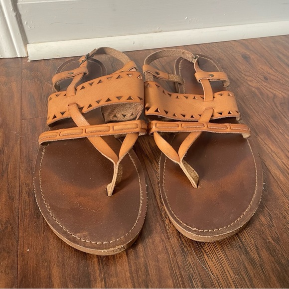 Sandals - Picture 3 of 4